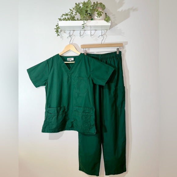 Mega Haul of Women’s XS/S Jewel Tone Professional Scrubs - Picture 7 of 11